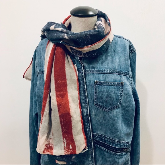 Mossimo Supply Co. stars and stripe red, white and blue infinity scarf. EUC - Picture 2 of 10